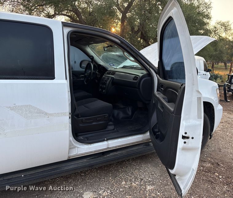 image for item DX5769 2012 Chevrolet Tahoe Police SUV