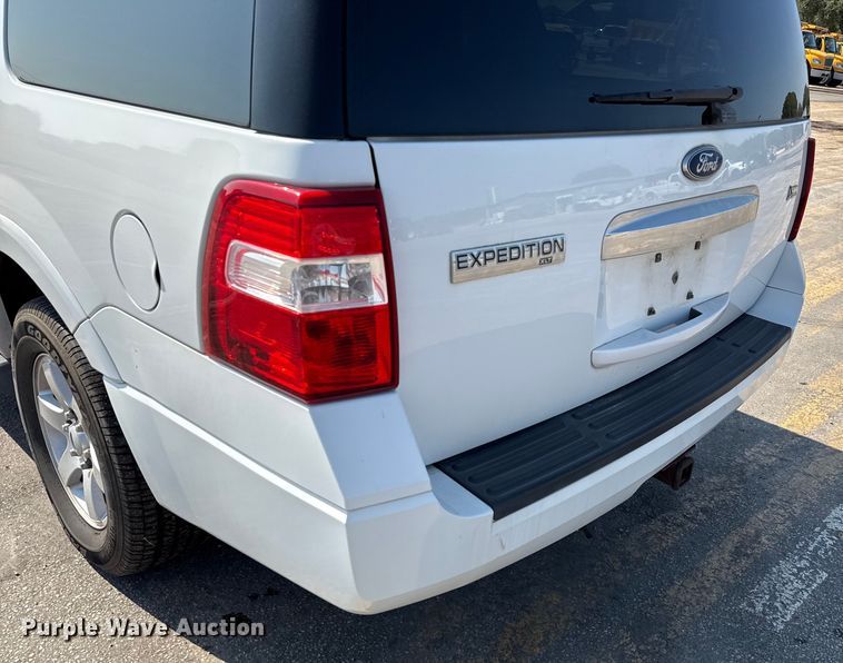 image for item DX5777 2009 Ford Expedition XLT SUV