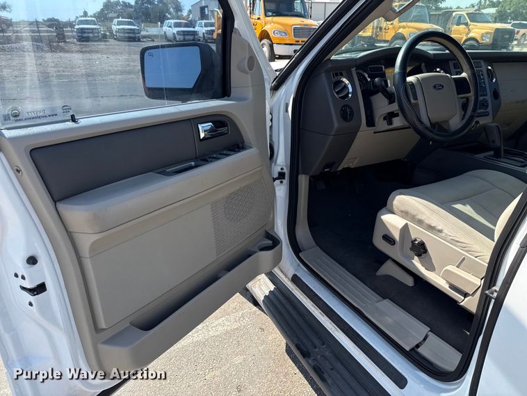 image for item DX5777 2009 Ford Expedition XLT SUV