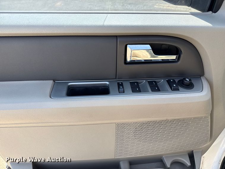 image for item DX5777 2009 Ford Expedition XLT SUV