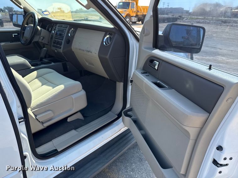 image for item DX5777 2009 Ford Expedition XLT SUV