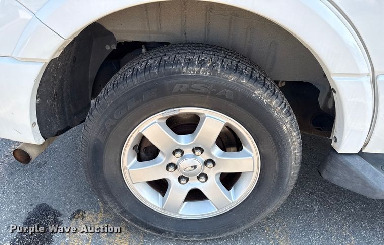 image for item DX5777 2009 Ford Expedition XLT SUV