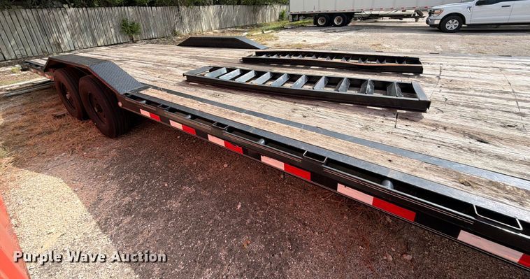 image for item DX5862 2018 Load Trail equipment trailer
