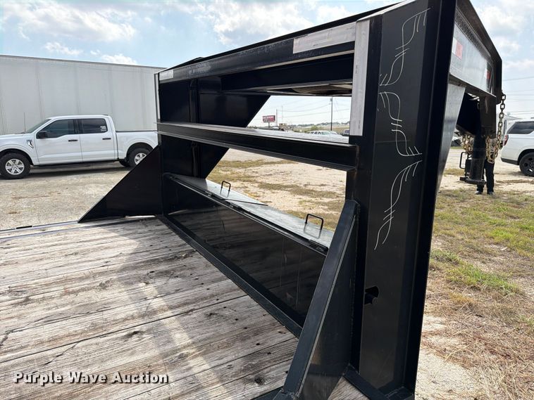 image for item DX5862 2018 Load Trail equipment trailer