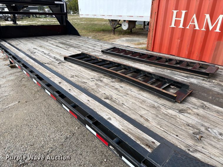 image for item DX5862 2018 Load Trail equipment trailer