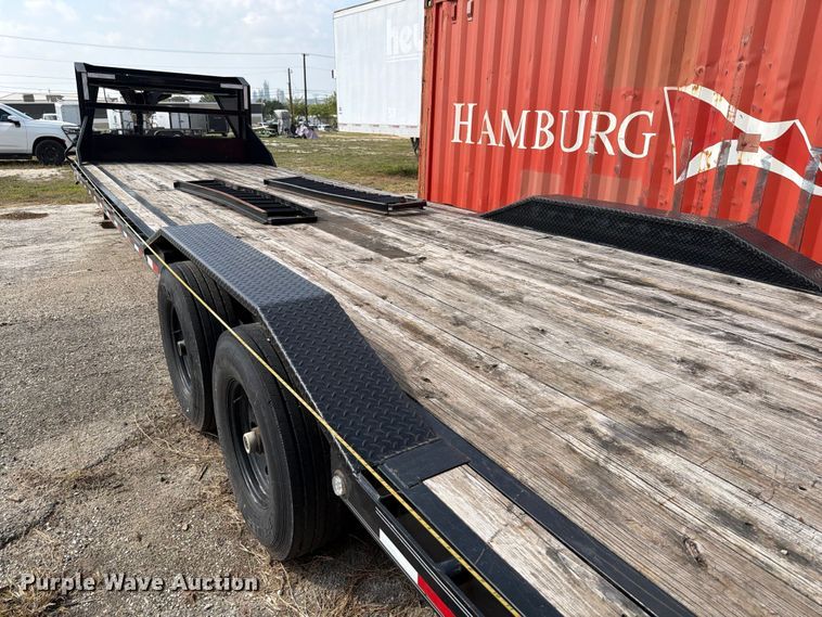 image for item DX5862 2018 Load Trail equipment trailer