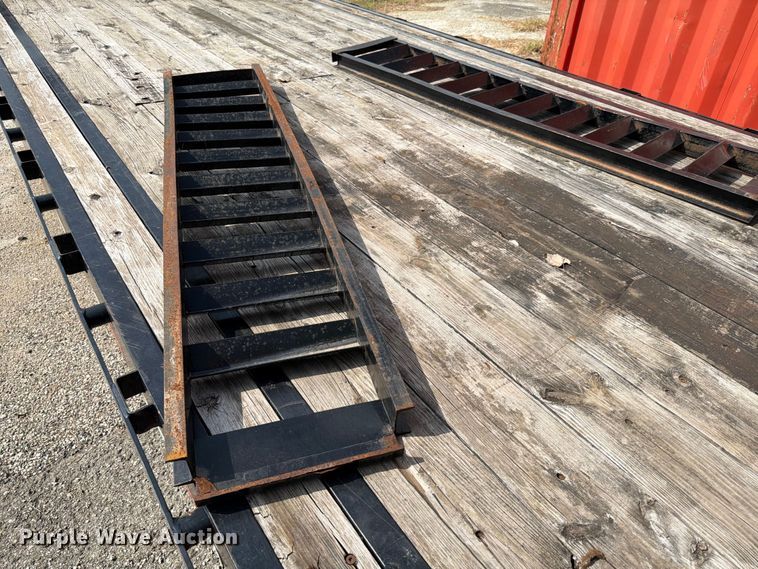 image for item DX5862 2018 Load Trail equipment trailer