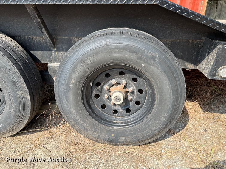 image for item DX5862 2018 Load Trail equipment trailer