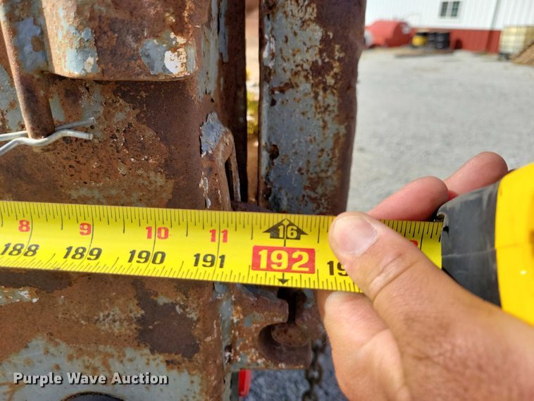 image for item DX6463 1995 Ford L9000 dump truck