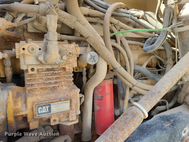 image for item DX6463 1995 Ford L9000 dump truck