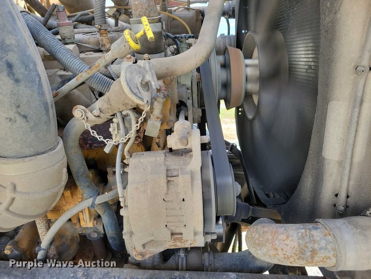 image for item DX6463 1995 Ford L9000 dump truck