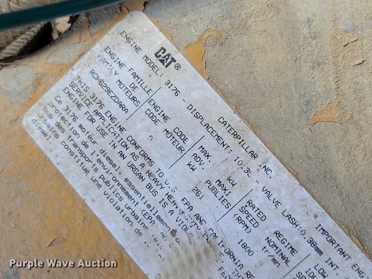 image for item DX6463 1995 Ford L9000 dump truck