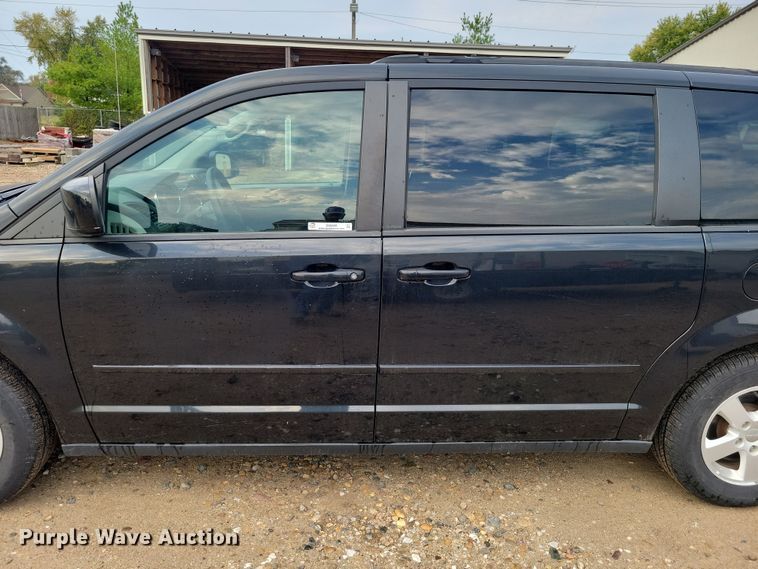 image for item DX6468 2012 Dodge Grand Caravan van