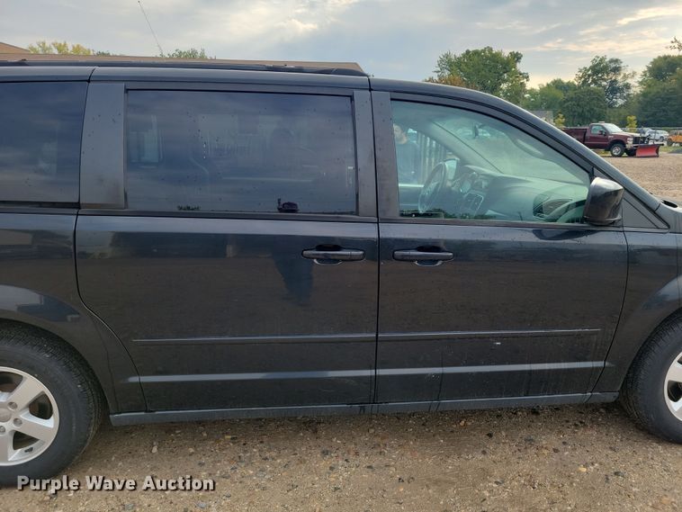 image for item DX6468 2012 Dodge Grand Caravan van
