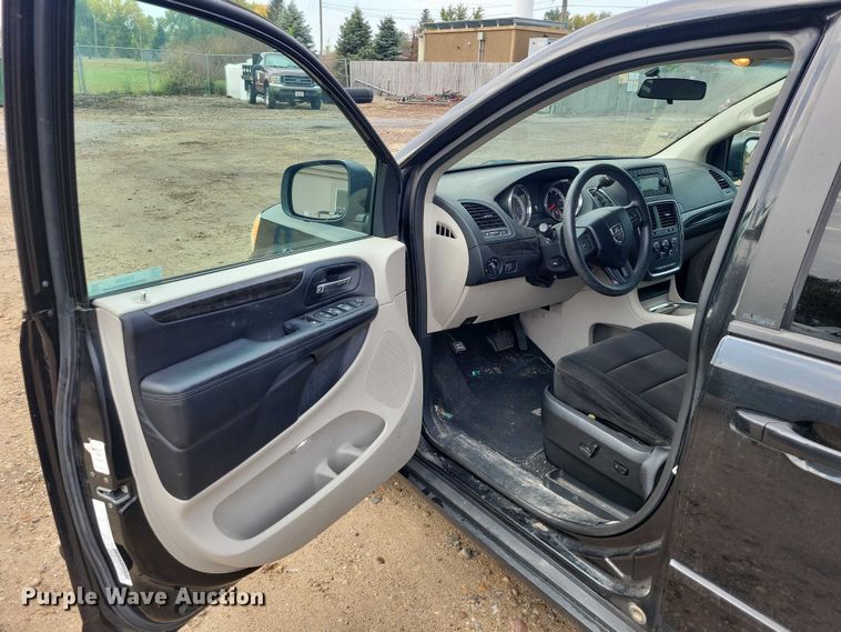 image for item DX6468 2012 Dodge Grand Caravan van