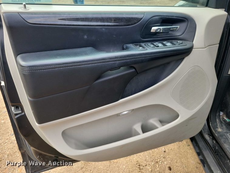 image for item DX6468 2012 Dodge Grand Caravan van