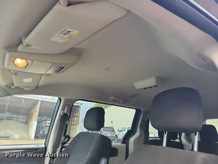 image for item DX6468 2012 Dodge Grand Caravan van