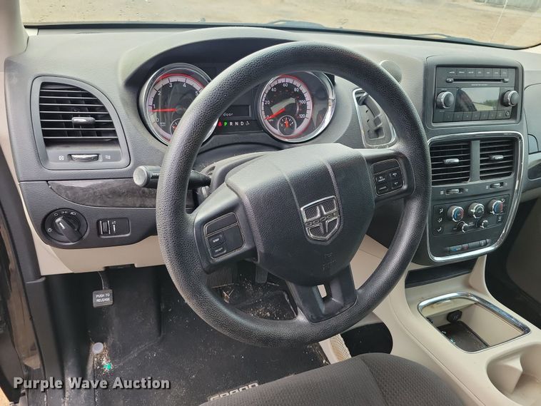 image for item DX6468 2012 Dodge Grand Caravan van