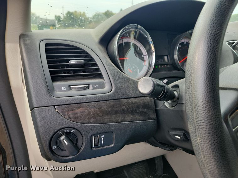 image for item DX6468 2012 Dodge Grand Caravan van