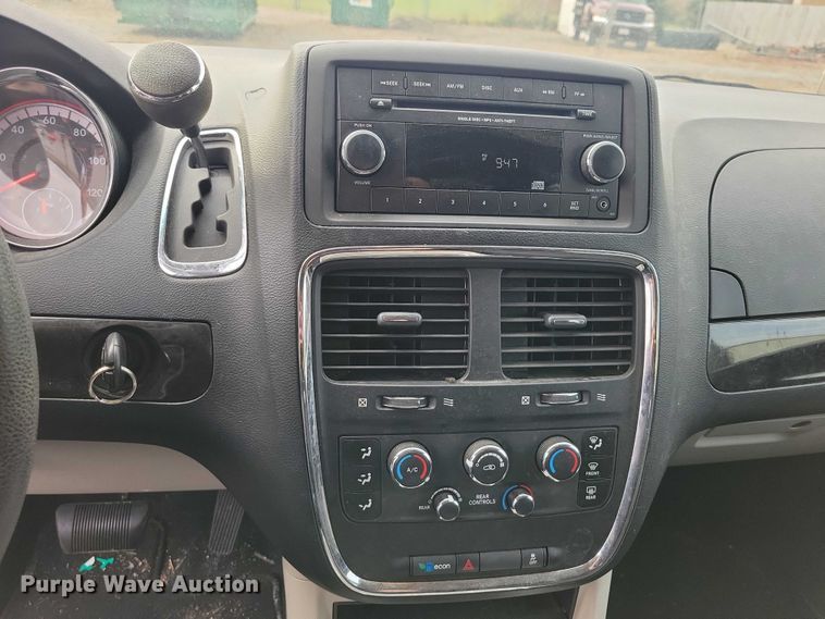 image for item DX6468 2012 Dodge Grand Caravan van