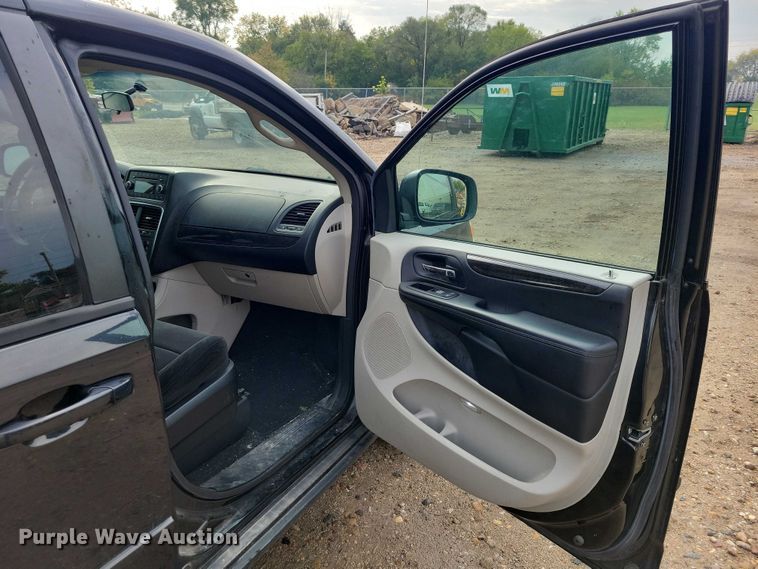 image for item DX6468 2012 Dodge Grand Caravan van