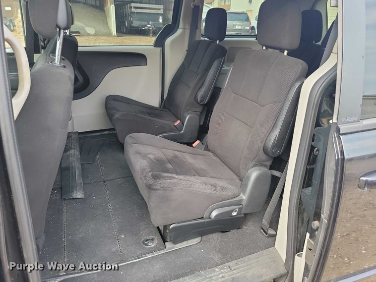 image for item DX6468 2012 Dodge Grand Caravan van