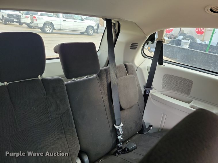 image for item DX6468 2012 Dodge Grand Caravan van