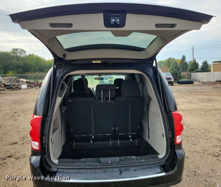 image for item DX6468 2012 Dodge Grand Caravan van