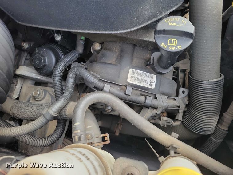 image for item DX6468 2012 Dodge Grand Caravan van