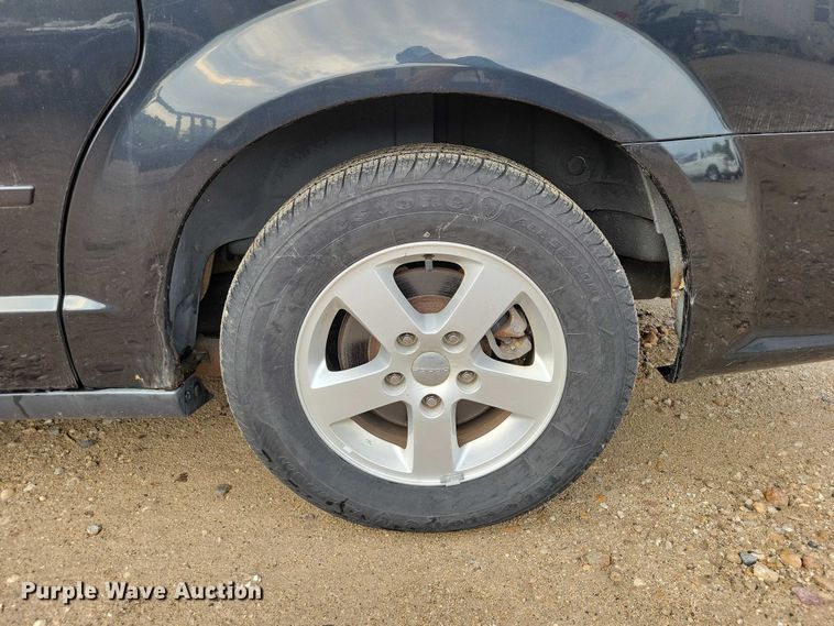 image for item DX6468 2012 Dodge Grand Caravan van