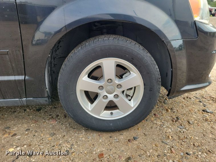 image for item DX6468 2012 Dodge Grand Caravan van