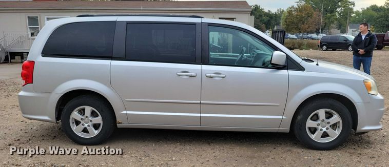 image for item DX6469 2012 Dodge Grand Caravan van