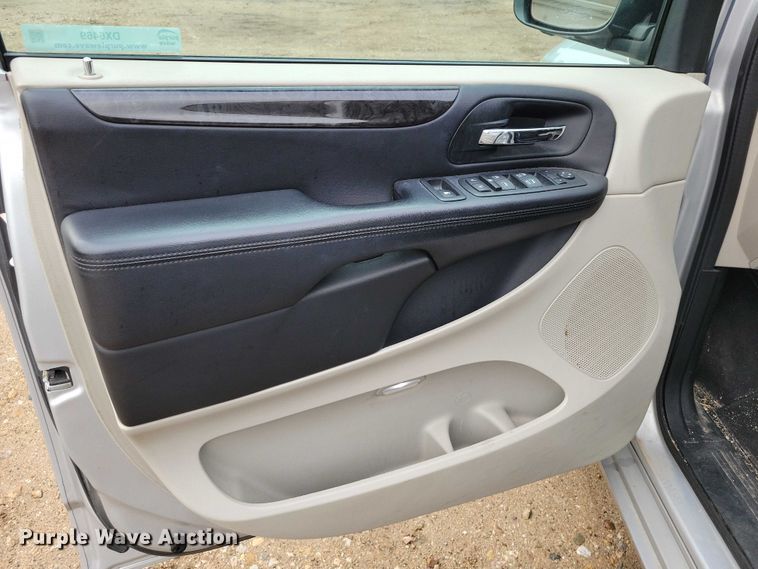 image for item DX6469 2012 Dodge Grand Caravan van