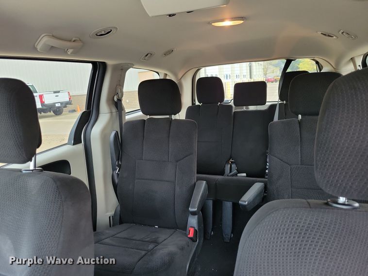 image for item DX6469 2012 Dodge Grand Caravan van