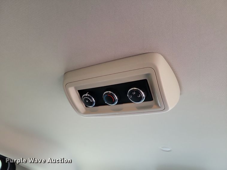 image for item DX6469 2012 Dodge Grand Caravan van