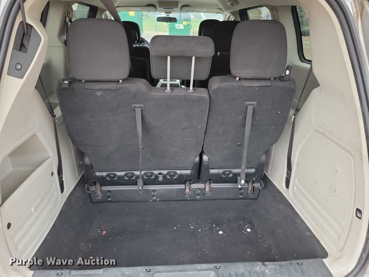 image for item DX6469 2012 Dodge Grand Caravan van