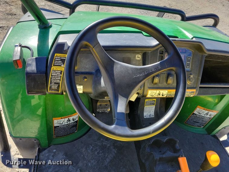 image for item DX6545 2014 John Deere  Gator 825i utility vehicle