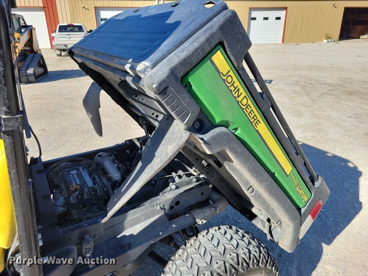image for item DX6545 2014 John Deere  Gator 825i utility vehicle
