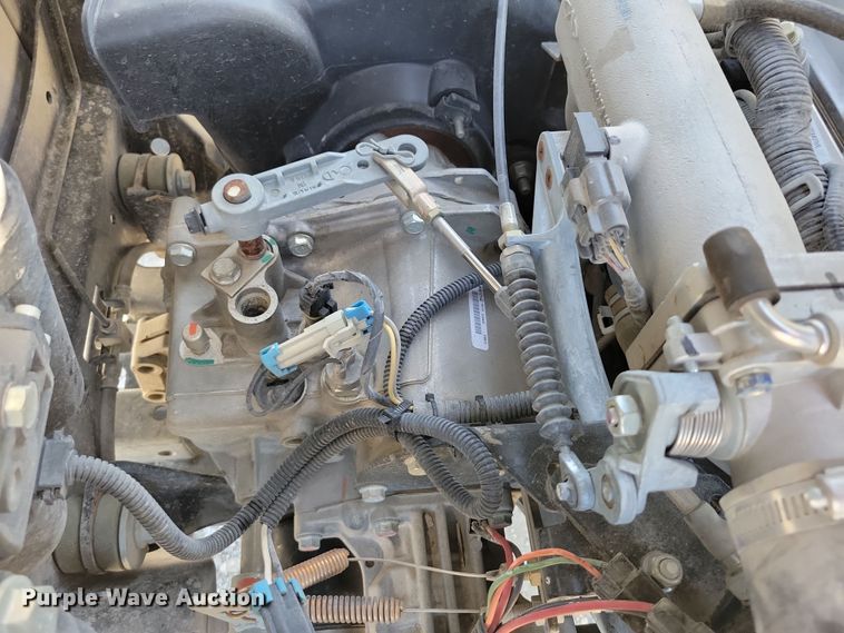 image for item DX6545 2014 John Deere  Gator 825i utility vehicle