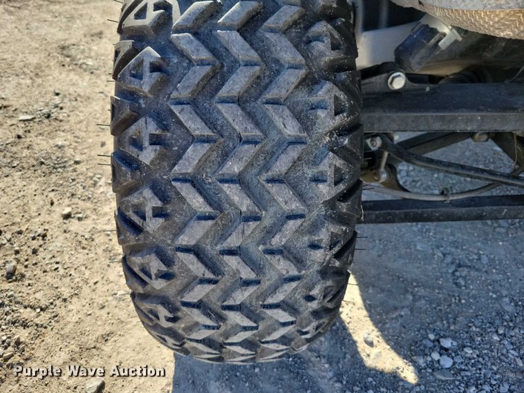 image for item DX6545 2014 John Deere  Gator 825i utility vehicle