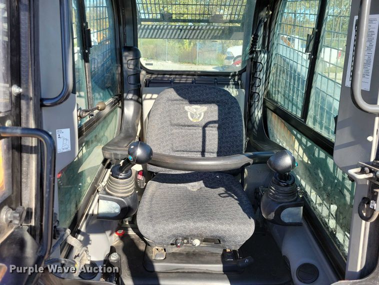 image for item DX6546 2018 Case TR310 tracked skid steer loader