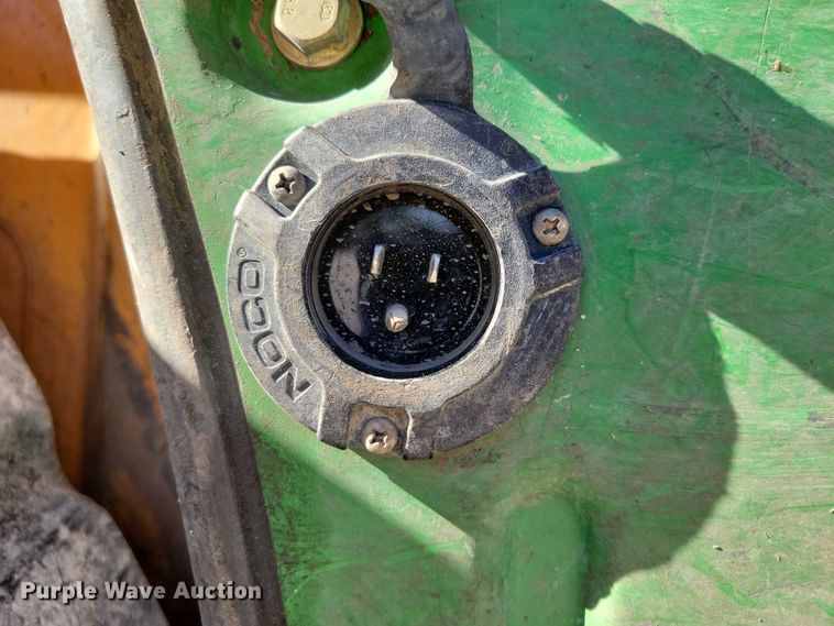 image for item DX6546 2018 Case TR310 tracked skid steer loader