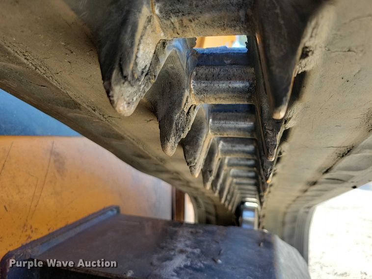 image for item DX6546 2018 Case TR310 tracked skid steer loader