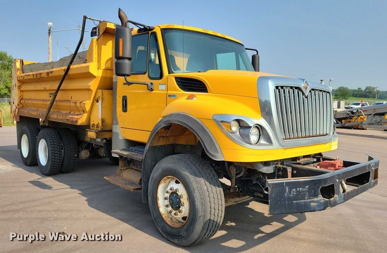 image for item DX7269 2012 International  7500 dump truck