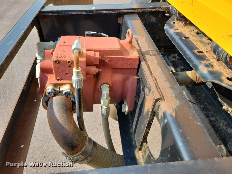 image for item DX7269 2012 International  7500 dump truck