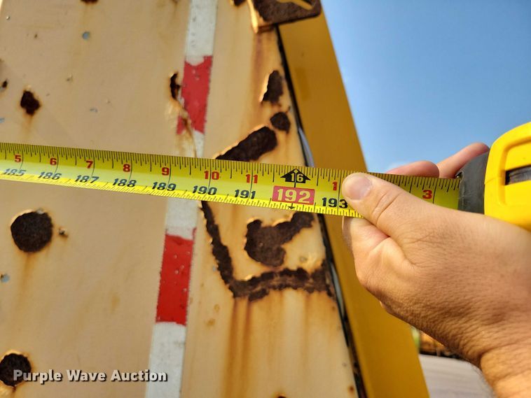 image for item DX7269 2012 International  7500 dump truck