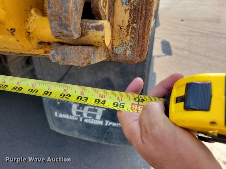 image for item DX7269 2012 International  7500 dump truck