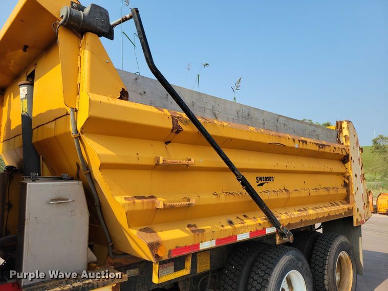 image for item DX7269 2012 International  7500 dump truck