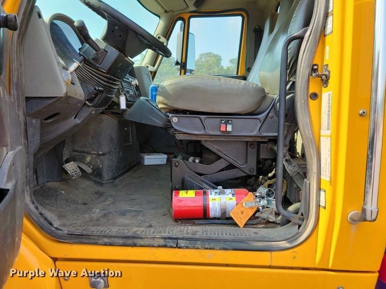 image for item DX7269 2012 International  7500 dump truck