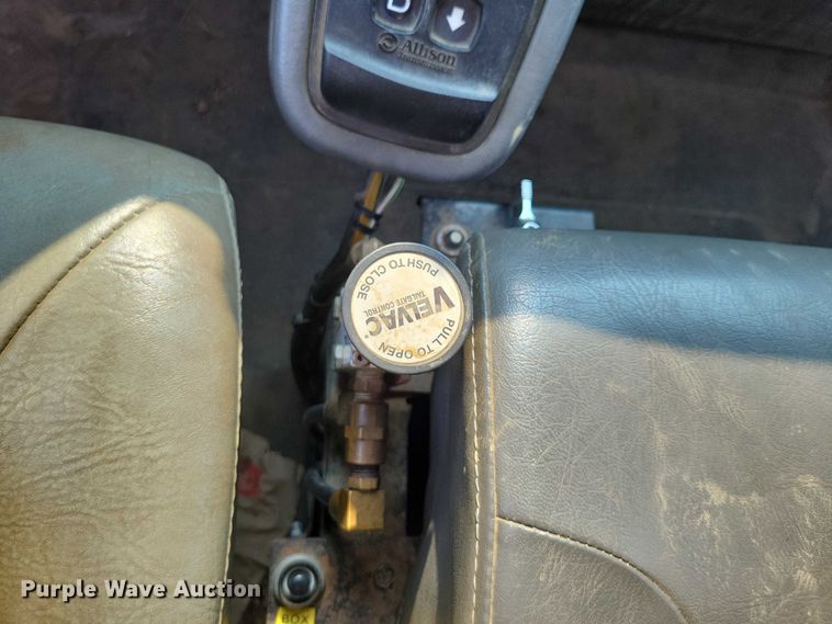 image for item DX7269 2012 International  7500 dump truck